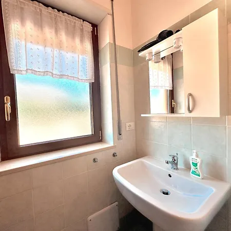 La Via Roma Apartment Torre de' Passeri